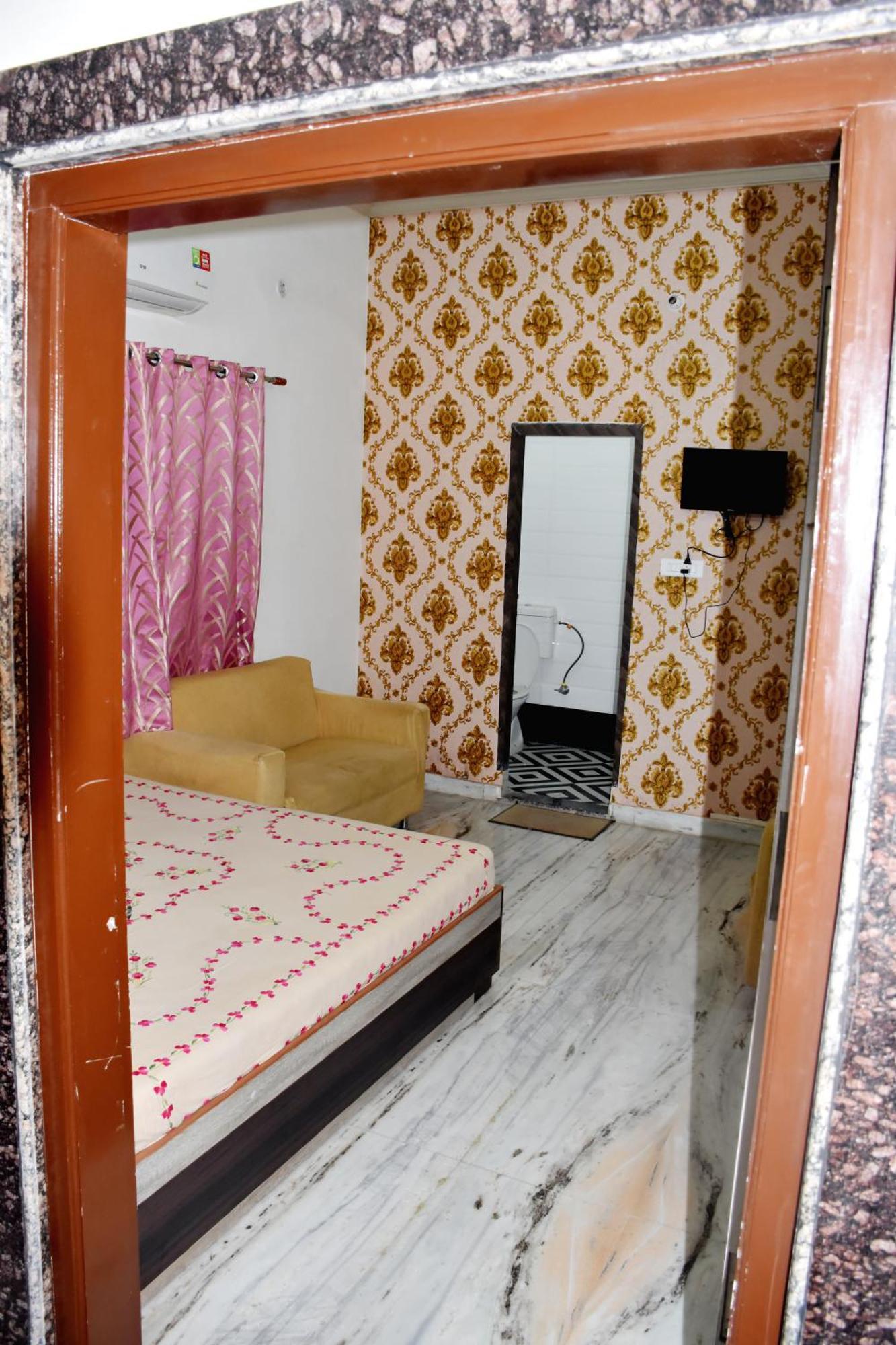 Ramaya Home Stay Waranasi Zewnętrze zdjęcie