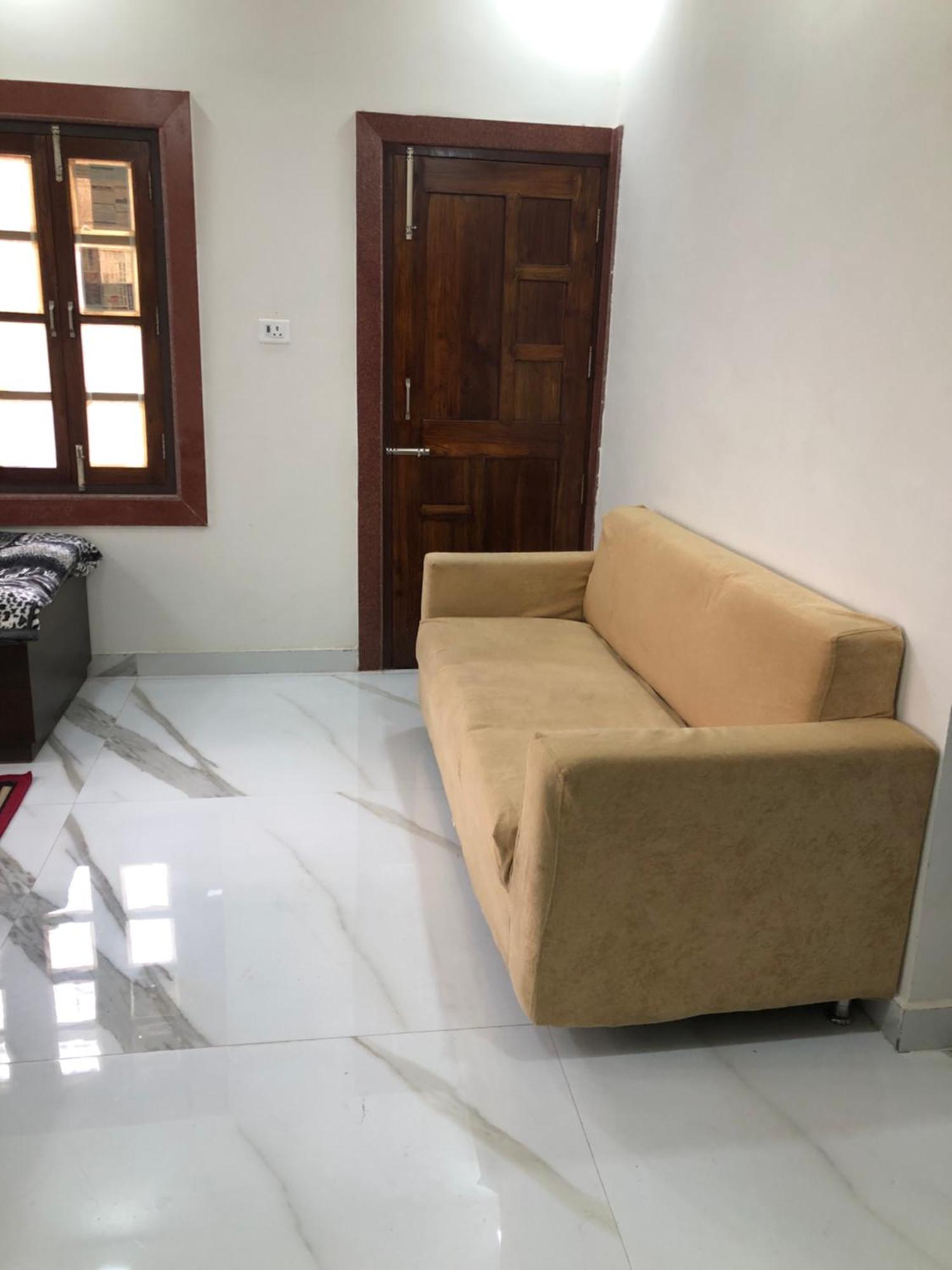 Ramaya Home Stay Waranasi Zewnętrze zdjęcie