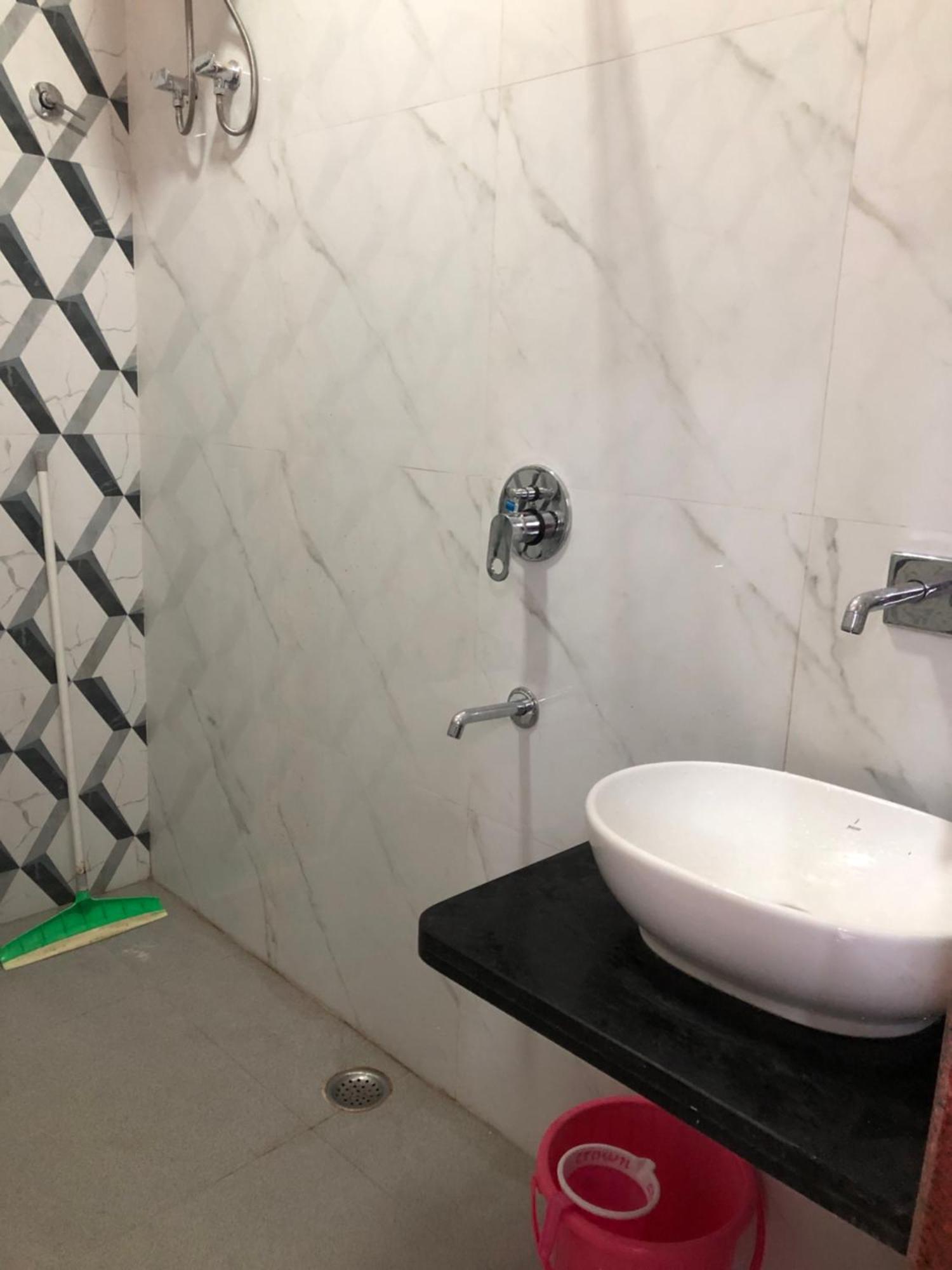 Ramaya Home Stay Waranasi Zewnętrze zdjęcie