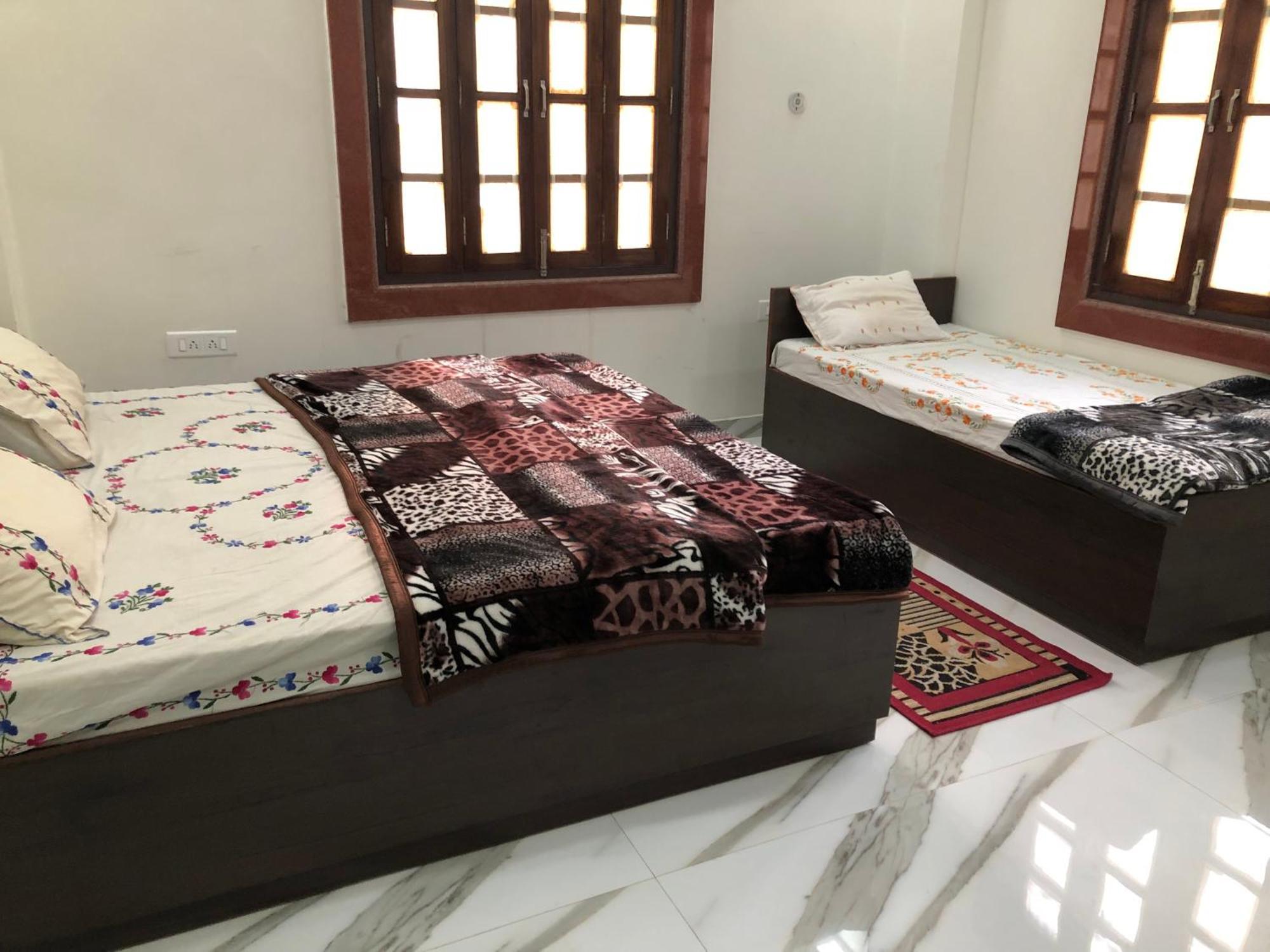Ramaya Home Stay Waranasi Zewnętrze zdjęcie